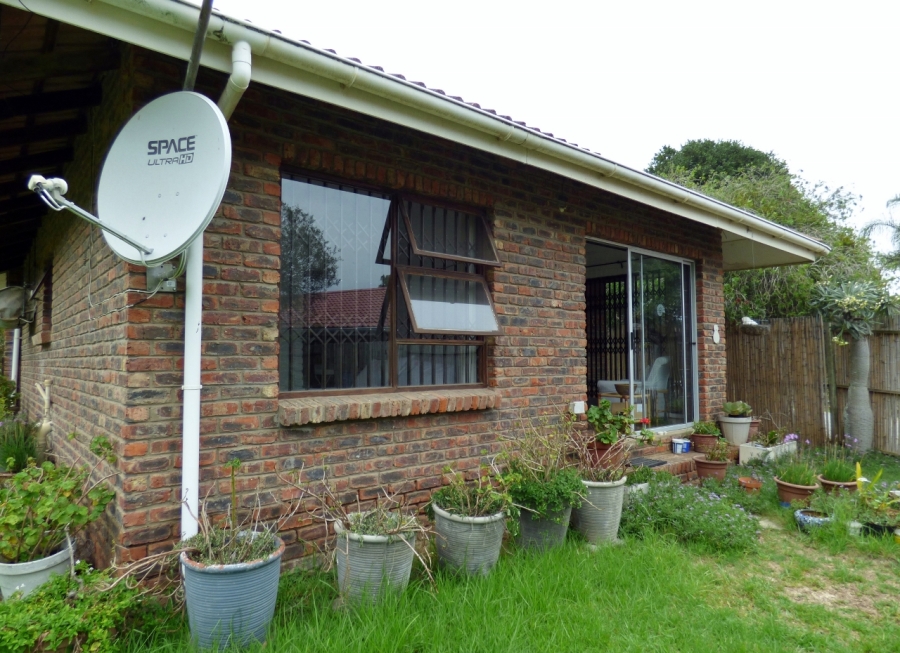 2 Bedroom Property for Sale in West Bank Eastern Cape